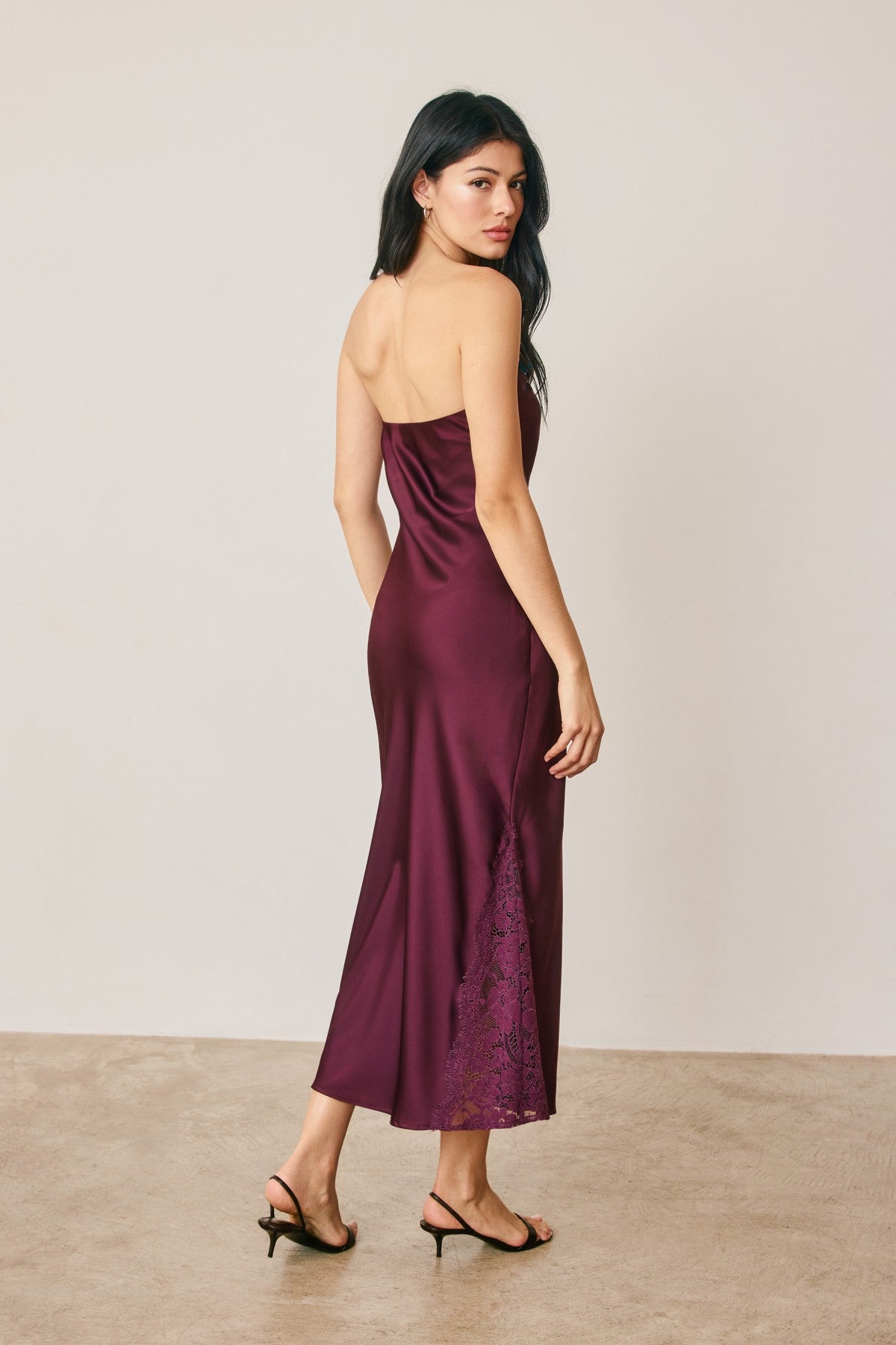 Waitlist 8/15 • Dorian Sleeveless Delicate Lace Midi Dress Burgundy