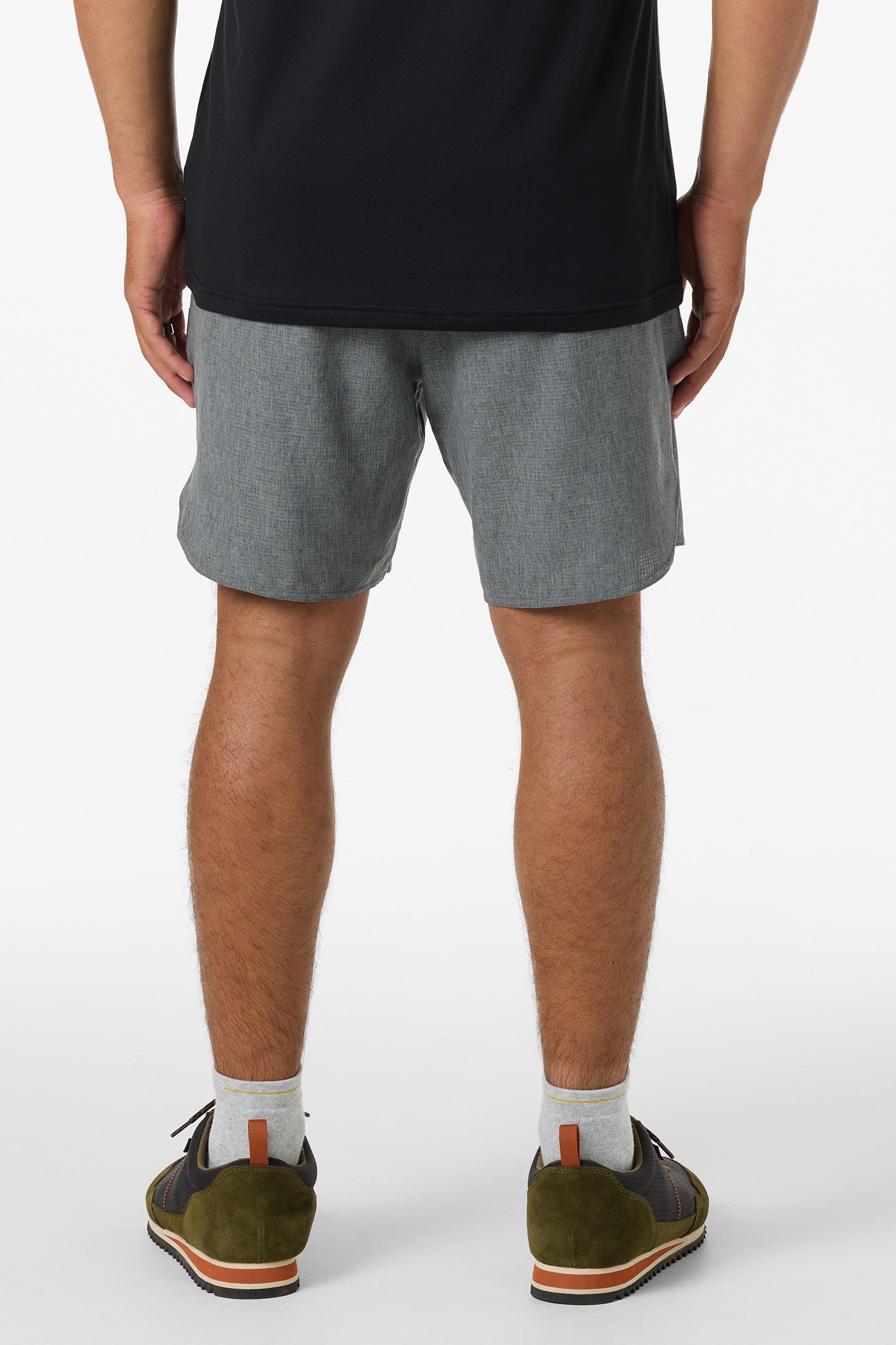 TRVLR Tech Lined 17" Hybrid Shorts