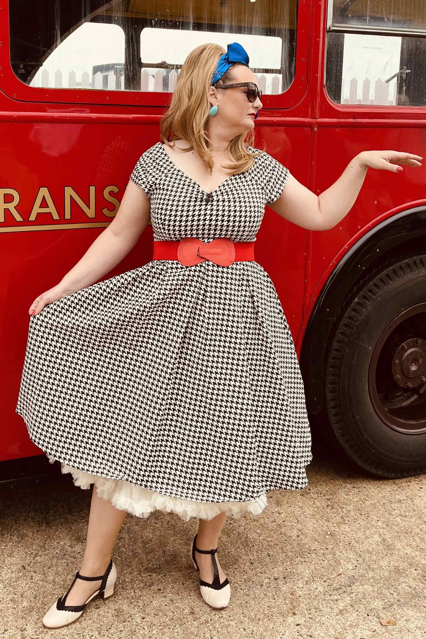 Lily Houndstooth Sleeved Full Circle Dress in Black/White